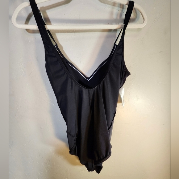 Sun Flair Black One-Piece Swimsuit with White Trim B- Cup Sz 6 - Picture 7 of 7